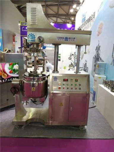 Вакуумний емульгуючий міксер для шампуню